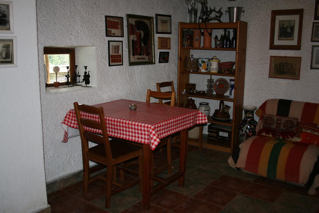 Guest House Kamenik Yagodina Luaran gambar