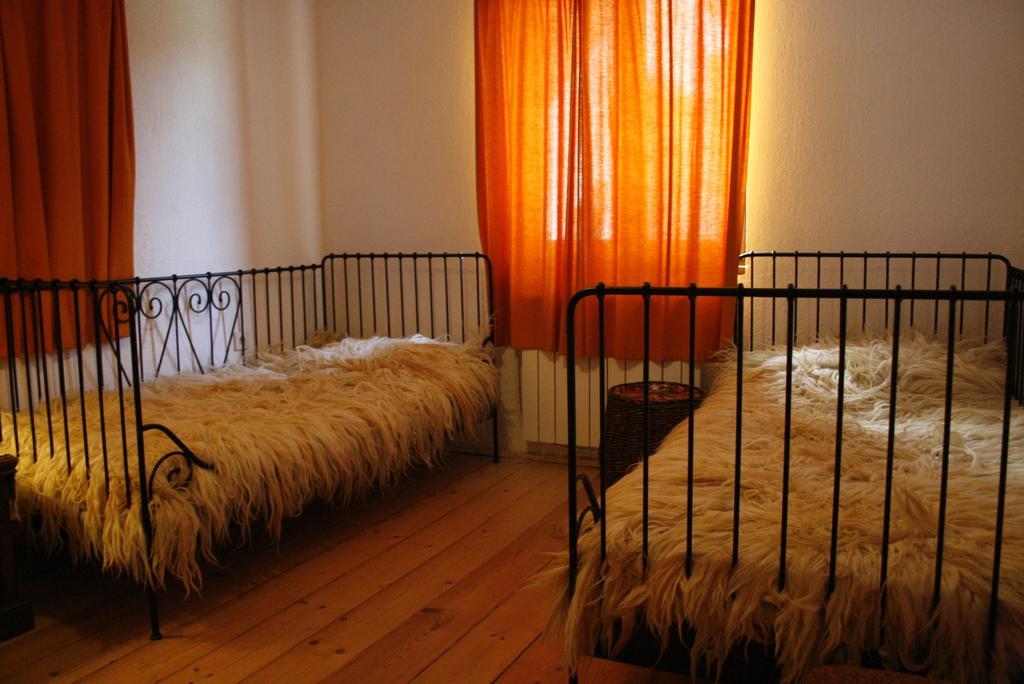 Guest House Kamenik Yagodina Bilik gambar