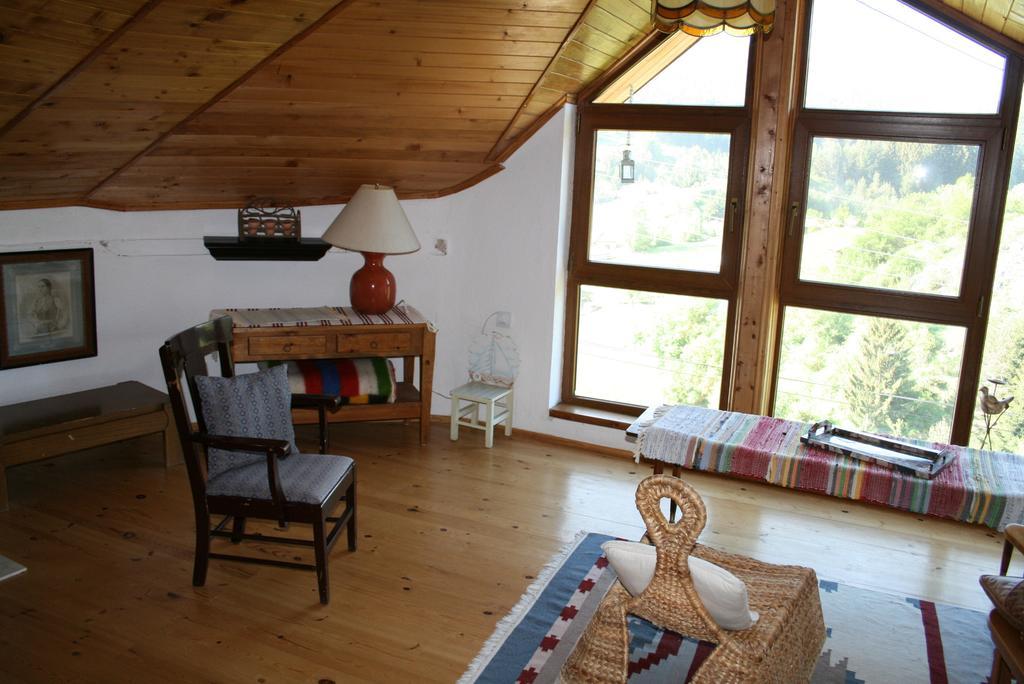 Guest House Kamenik Yagodina Bilik gambar
