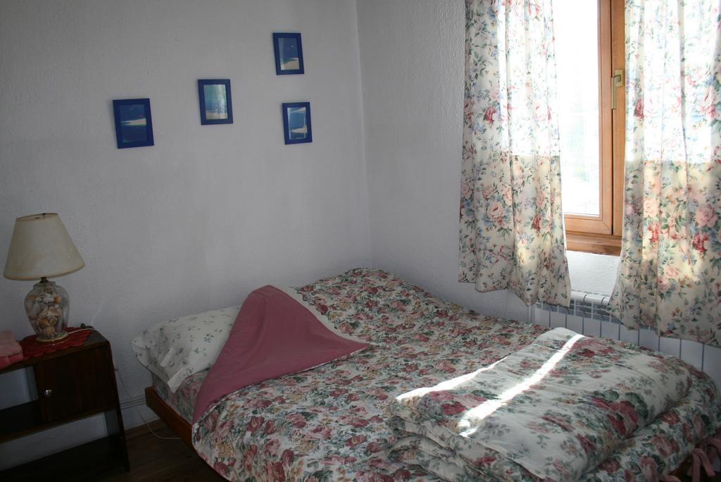 Guest House Kamenik Yagodina Bilik gambar
