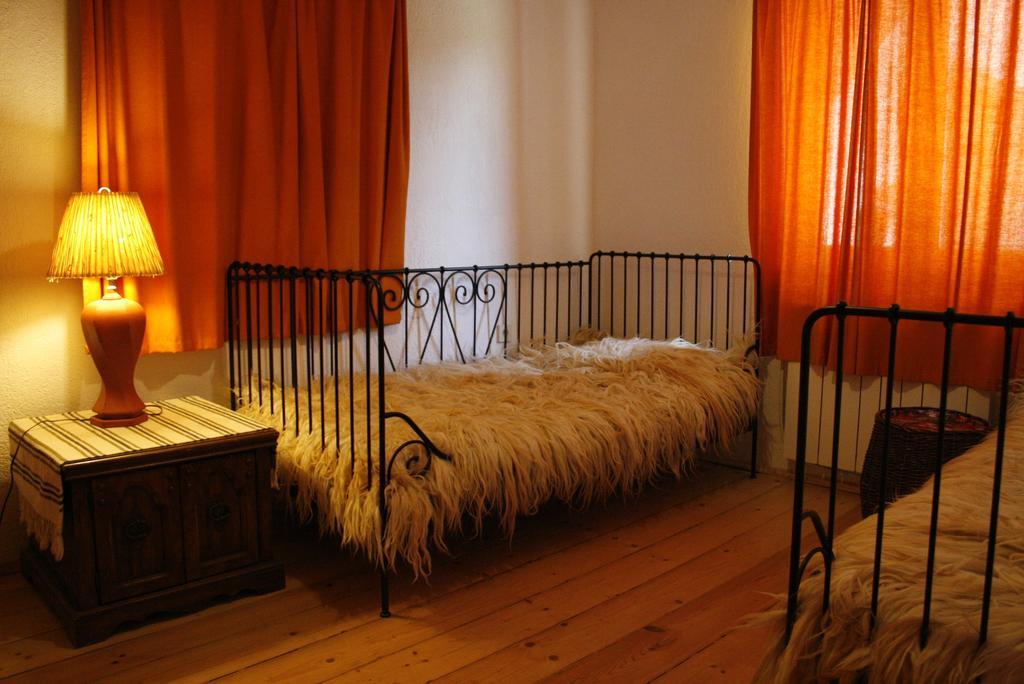 Guest House Kamenik Yagodina Bilik gambar